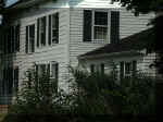 Lake_House_200mm.jpg (121287 bytes)